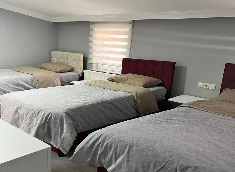 اتاق استاندارد سه نفره, Grand Whi̇te Sui̇t Otel