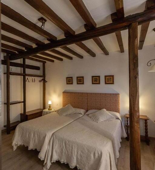 غرفة قياسية, El Jardín Del Laurel