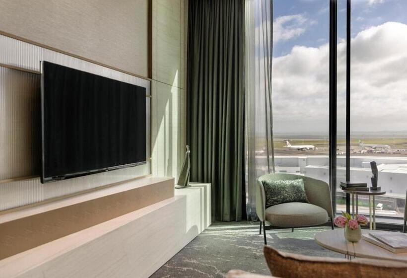 סוויטת אקזקיוטיב, עם מיטת קינג, Pullman Auckland Airport