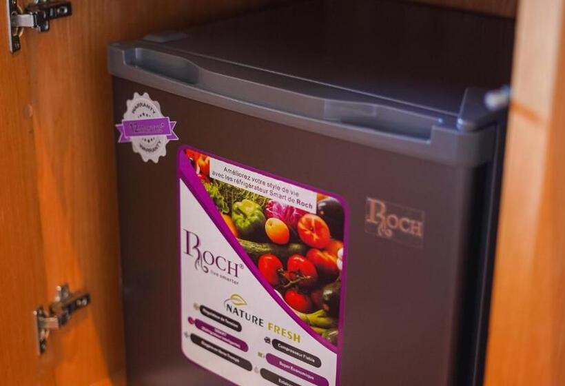 带城市景观的套间, Razane Hôtel