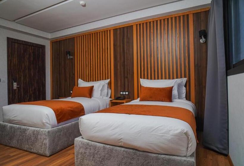 带观景的标准间, Razane Hôtel