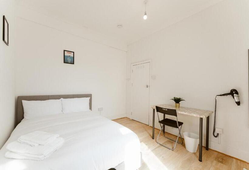 Номер Стандарт Совместная Ванная, Leyton Comfy Double Rooms 50