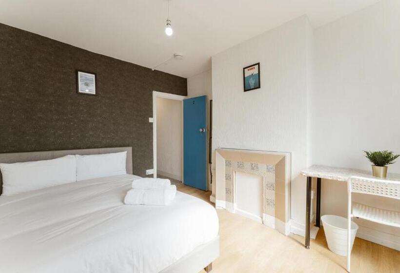 Номер Стандарт Совместная Ванная, Leyton Comfy Double Rooms 50