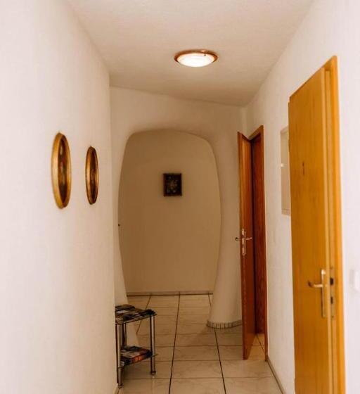 标准单人间, Moderne Landwohnung Pension Top Lage