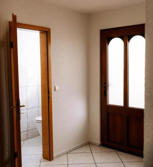 标准单人间, Moderne Landwohnung Pension Top Lage