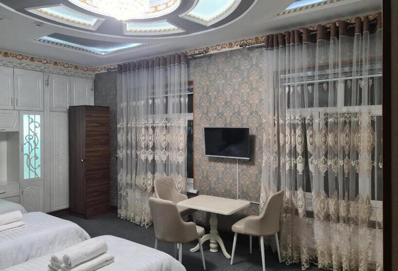 غرفة كومفورت ثلاثية, Nazarxan