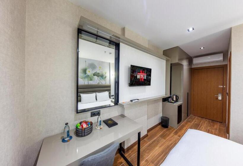 غرفة ديلوكس, Dem Premium Hotel   Round Trip Airport Service   Istanbul International Airport