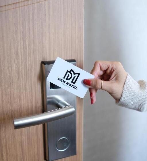 غرفة ديلوكس عائلية, Dem Premium Hotel   Round Trip Airport Service   Istanbul International Airport