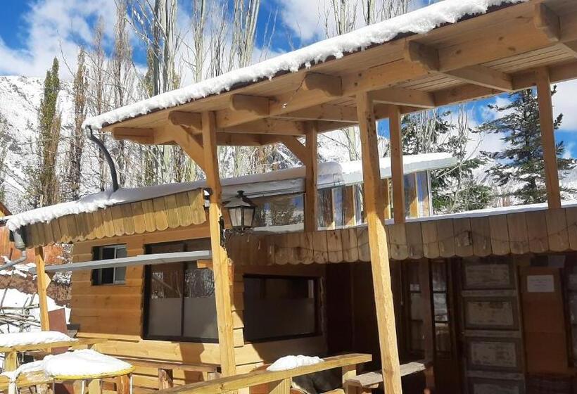 غرفة قياسية ثلاثية, Hostal Crisol