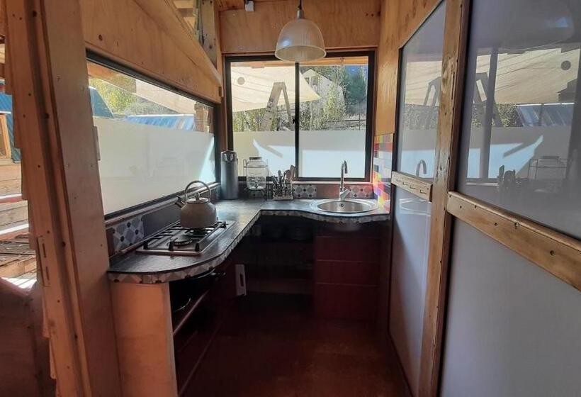 غرفة قياسية ثلاثية, Hostal Crisol