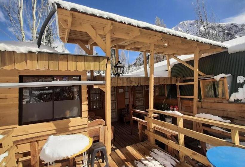 غرفة قياسية ثلاثية, Hostal Crisol