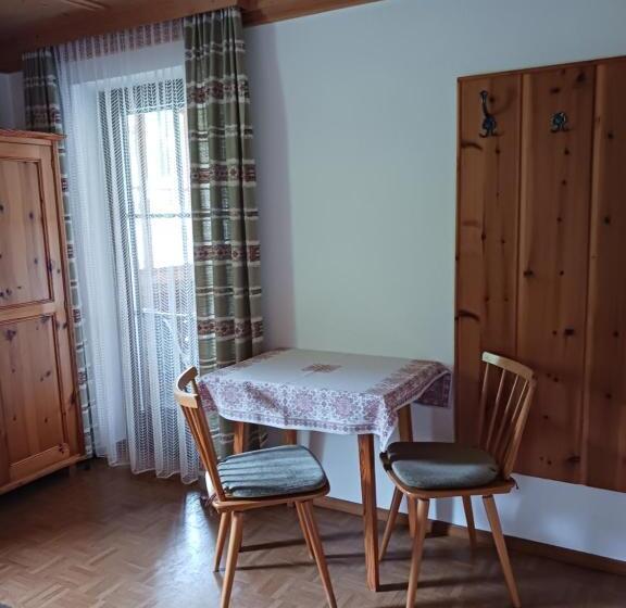 Номер Стандарт с Балконом, Haus Mesner