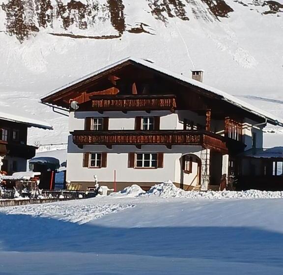 Номер Стандарт с Балконом, Haus Mesner