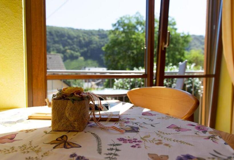 Номер Стандарт, Wein  Und Gästehaus Michels