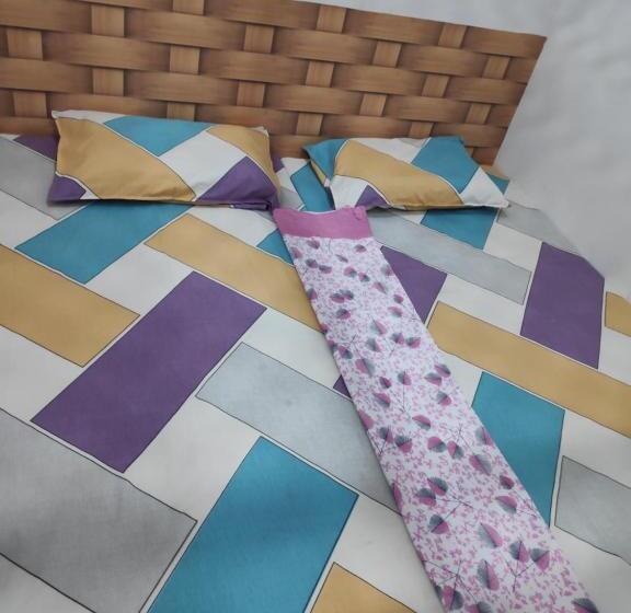 Quarto Basic, Vrindavan Nivas Near Prem Mandir Bankey Bihari