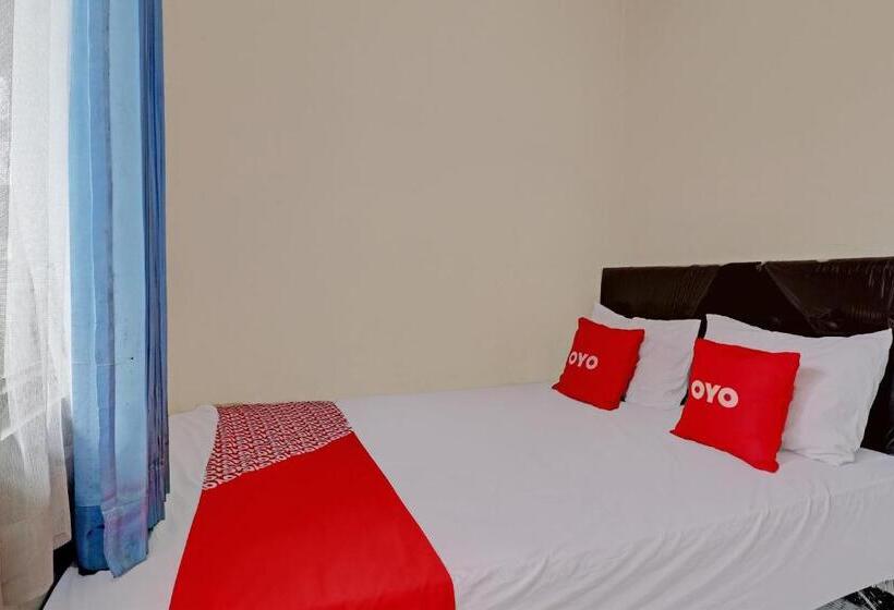 Номер Deluxe, Oyo Life 92685 Kost Arimbi