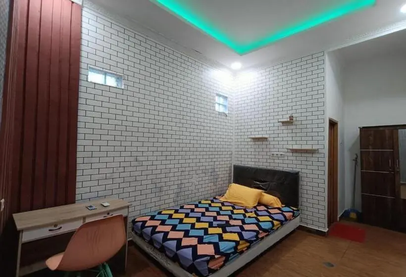 Standard-huone, Oyo Life 92977 Neba Kost Aesthetic