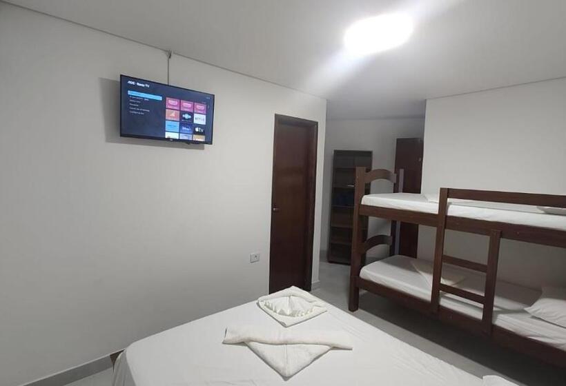 Familie Værelse, Pousada Kasarão Praia Grande Ubatuba