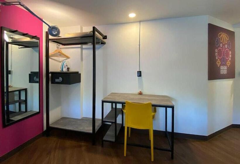 سوئیت با بالکن, Estancias Vive Mx Cuauhtémoc