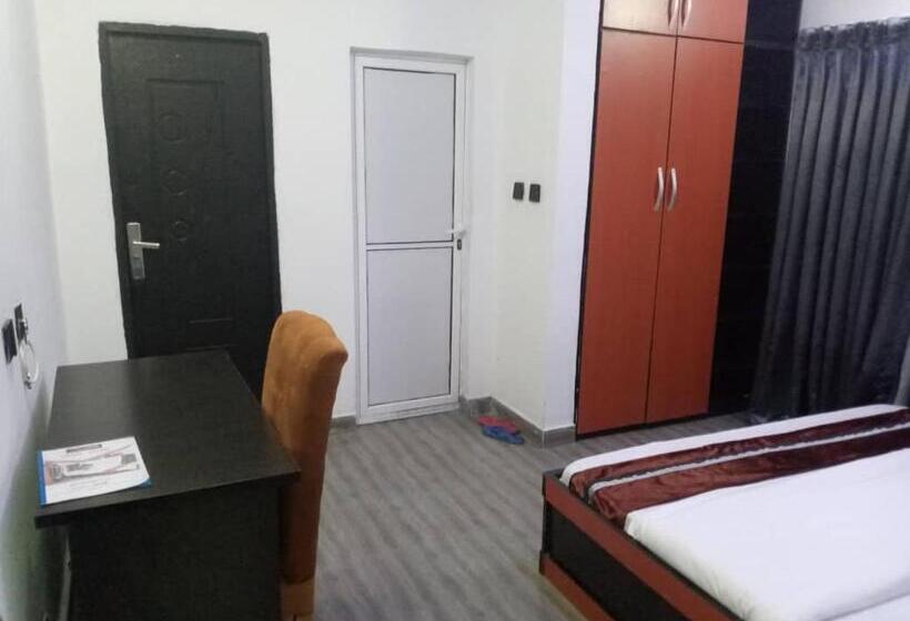 اتاق سوپریور یک تخته, Von Hub