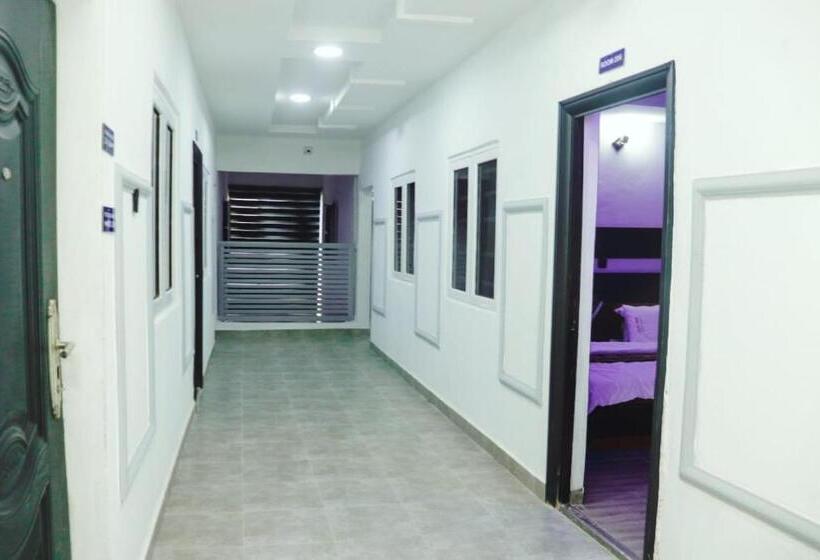 سوئیت جونیور خانوادگی, Von Hub