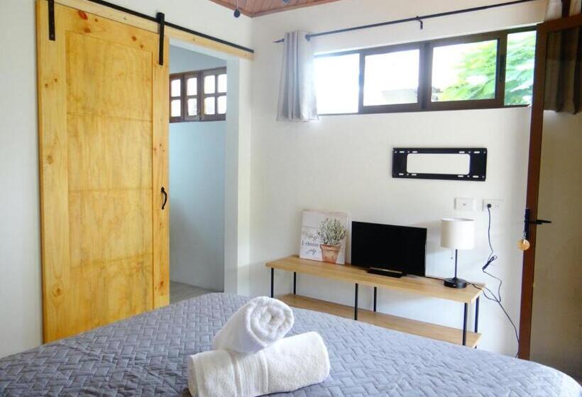 스탠다드 룸, Airport Green Studio