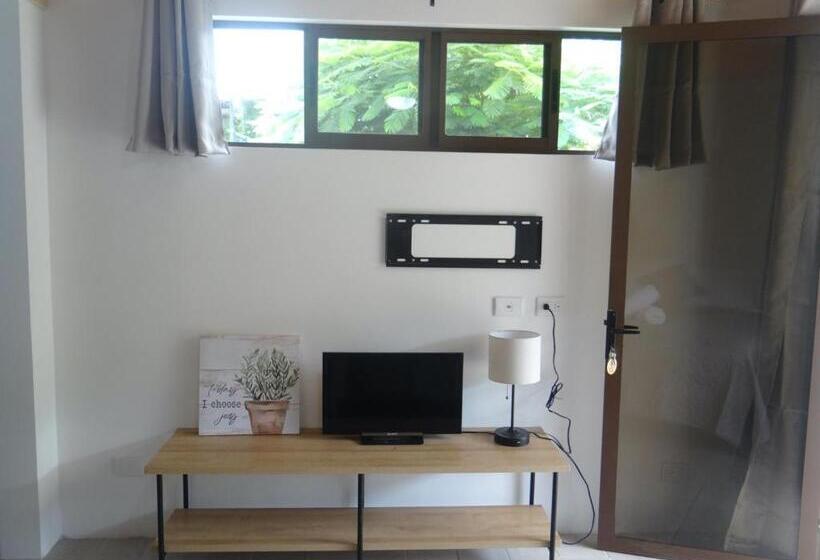 스탠다드 룸, Airport Green Studio