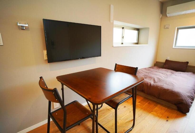 غرفة قياسية ثلاثية, Etcetera Guest House