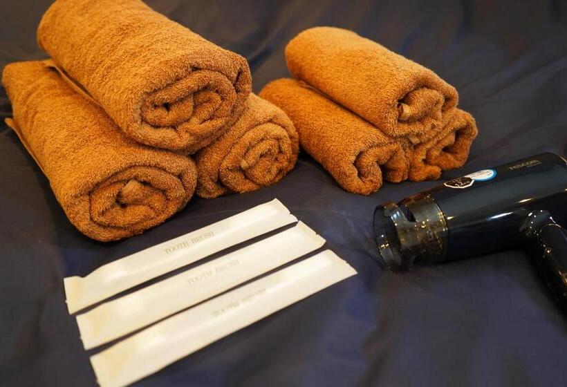 غرفة قياسية ثلاثية, Etcetera Guest House