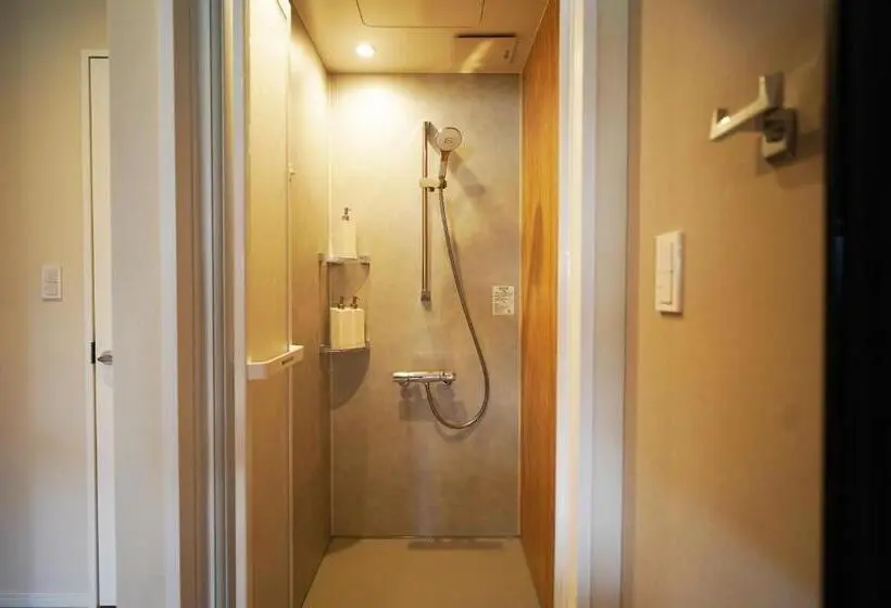 デラックスファミリールーム, Etcetera Guest House