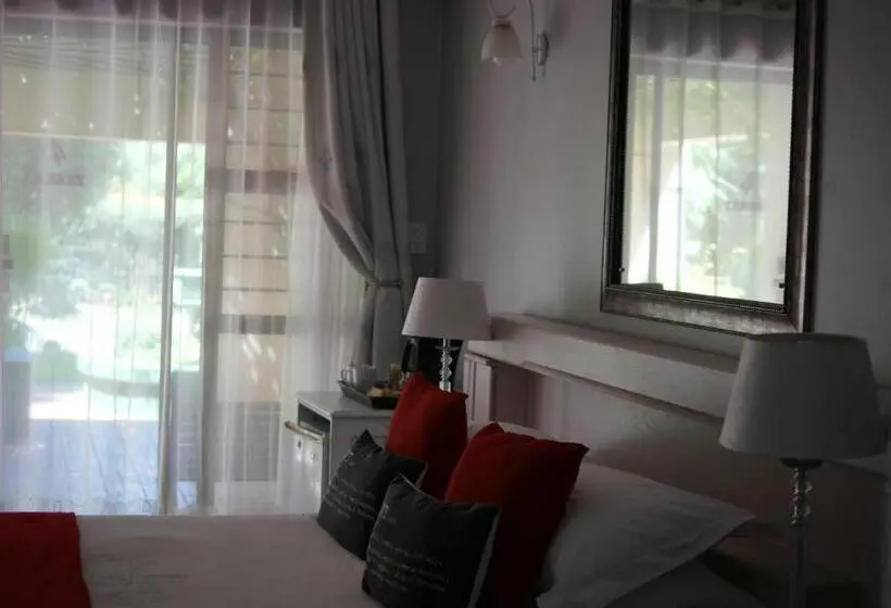 スタンダードインサイドビュールーム, Lakeside Guesthouse