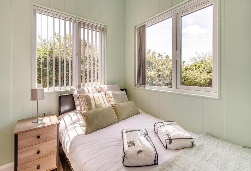 Дом 1 Спальня, Calvesland Hideaway