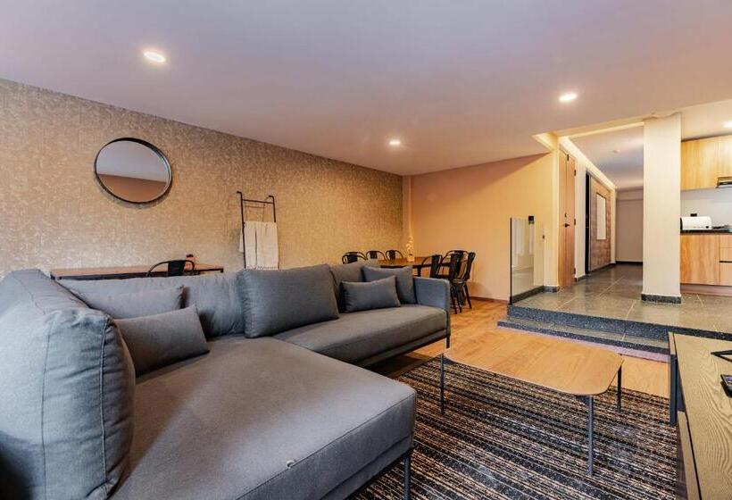 آپارتمان 1 خوابه با تراس, Sonora 11 Apartments By Vh