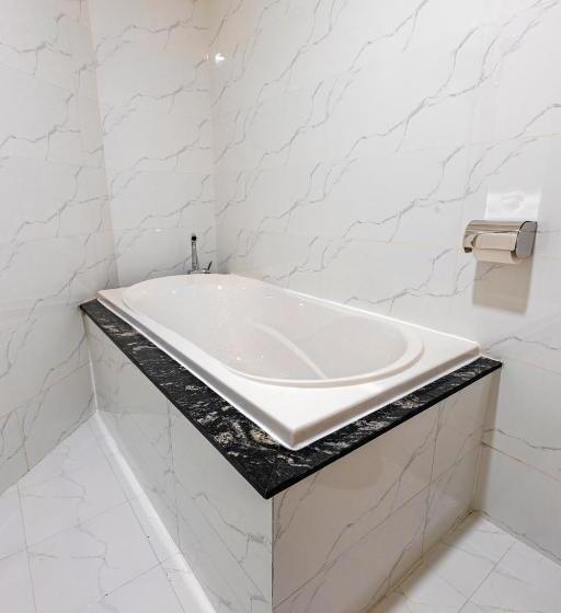 سوییت جونیور, Tokyo Hotel Phan Rang