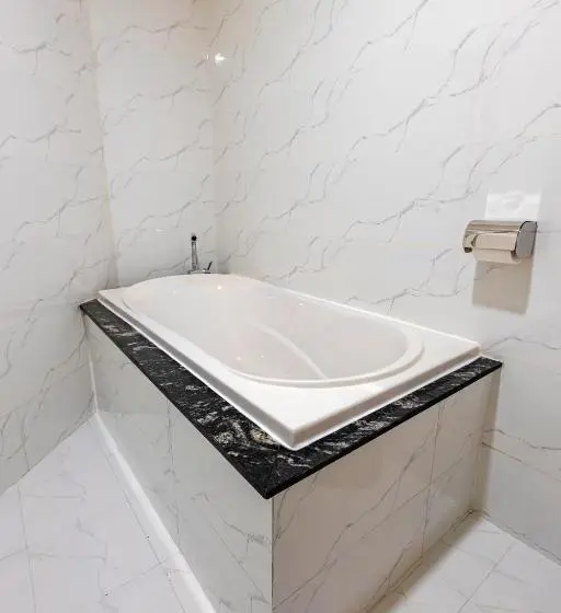 سوییت جونیور, Tokyo Hotel Phan Rang