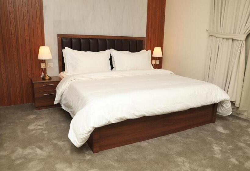 キングサイズベッドのデラックススイート, بريفير للأجنحة الفندقية Privere Hotel Suites