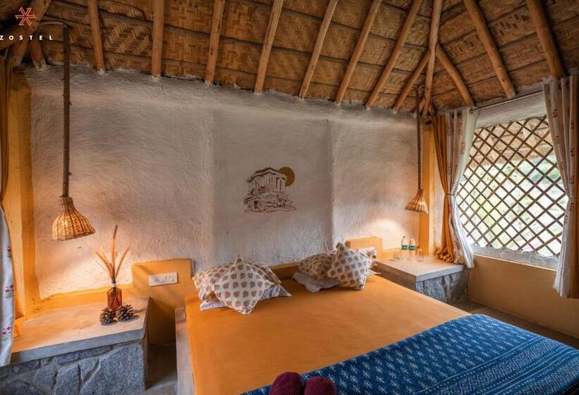 בקתה, Zostel Hampi