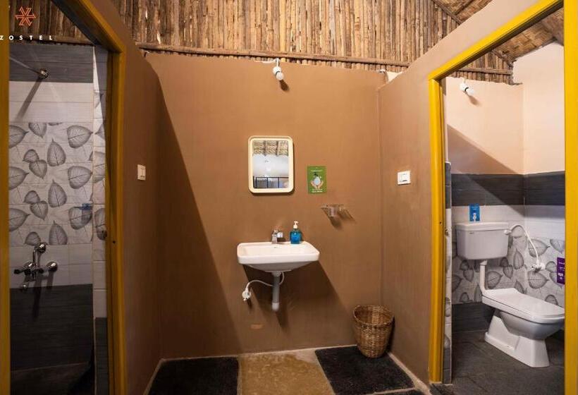 מיטה בחדר משותף, Zostel Hampi