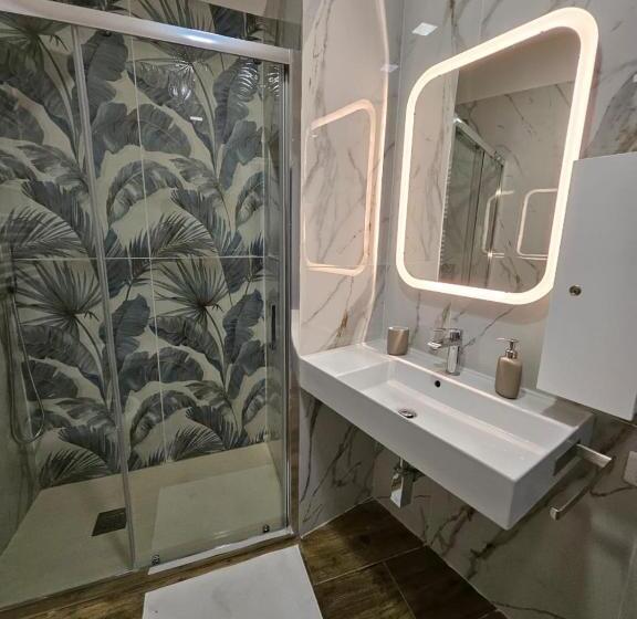 اتاق استاندارد با وان آب گرم, B&b Pietre Preziose