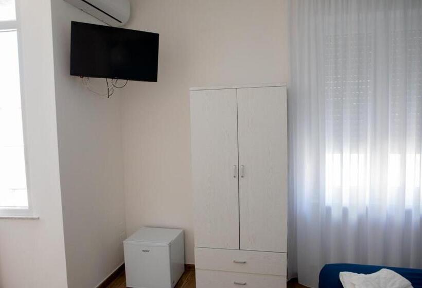 اتاق استاندارد با وان آب گرم, B&b Pietre Preziose