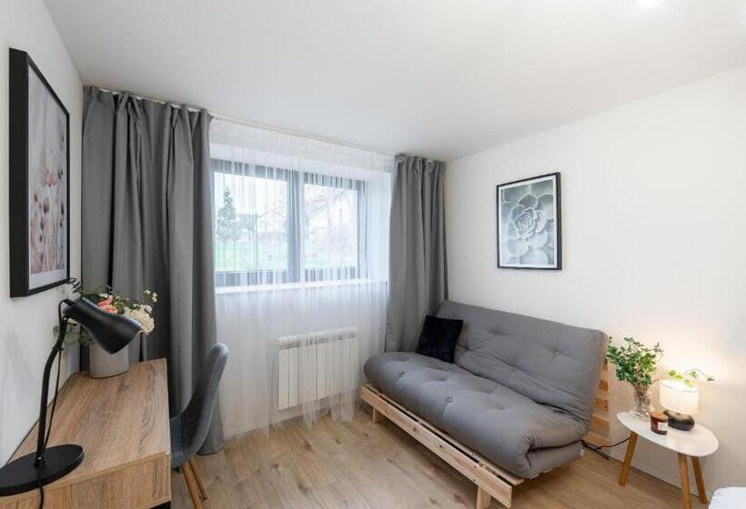 バス共有のスタンダードルーム, Kutnohorská Vyhlídka Ii