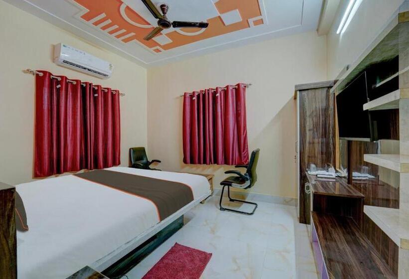 三人经典房间, Super Collection O Siddhi Vinayak Hotel & Banquets