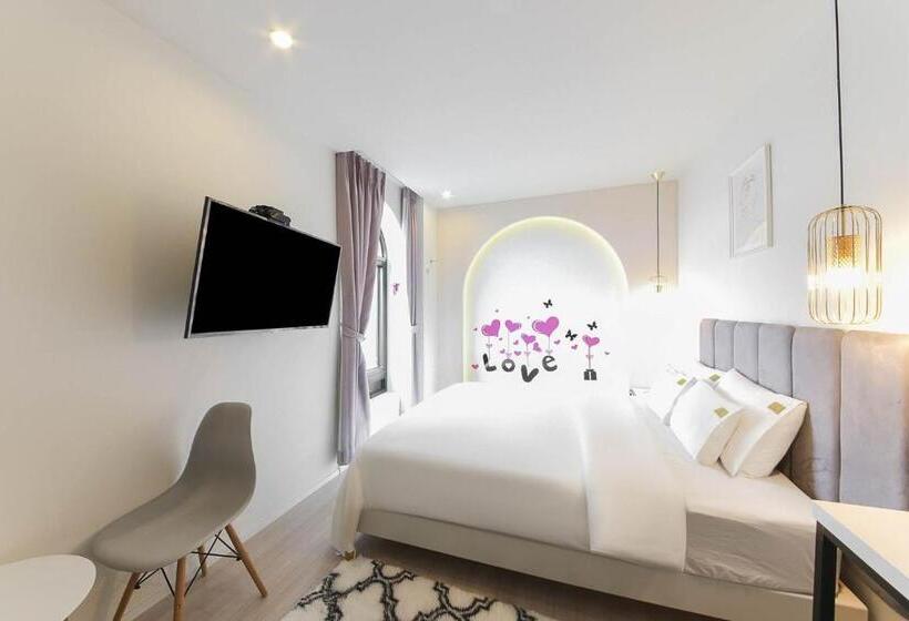 디럭스 룸, Nd 1226