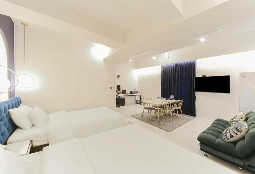 패밀리 룸, Nd 1226