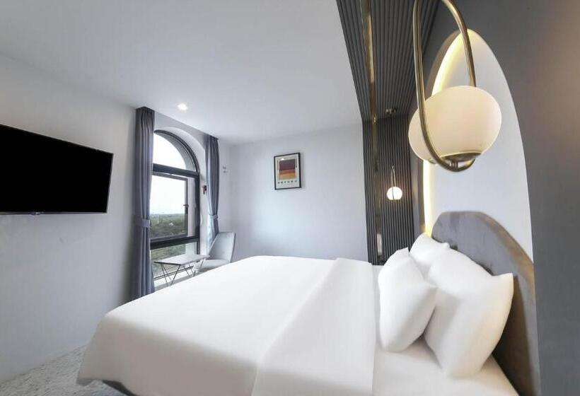 디럭스 룸, Nd 1226