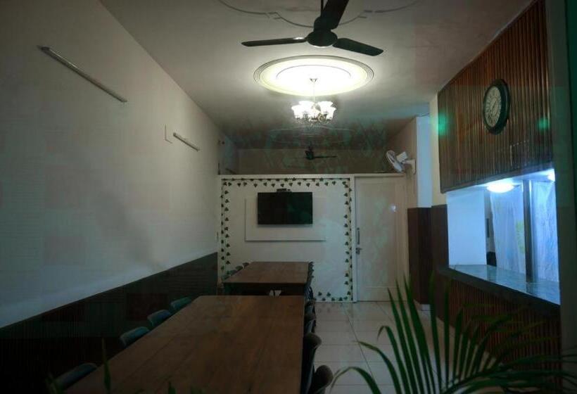 غرفة سوبيريور سرير كينج, Patiala Inn