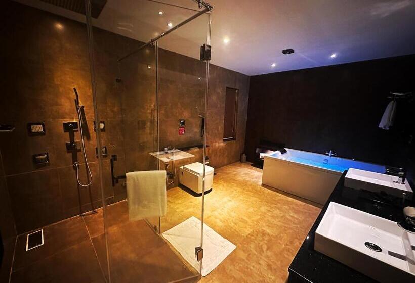 جناح ديلوكس مطل على الجبل, Viceroy Luxury Mountain Resort And Spa