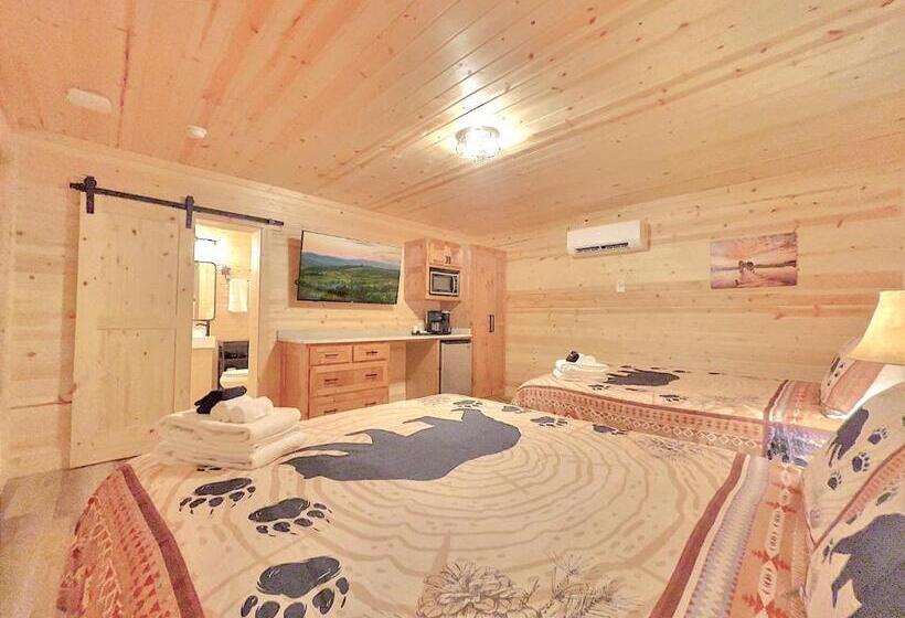 غرفة ديلوكس, Retreat On The Lake