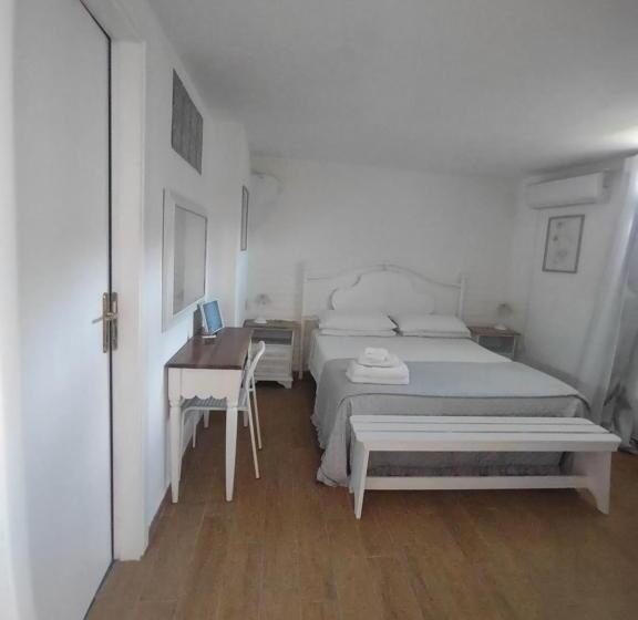 غرفة قياسية, Camera Sole