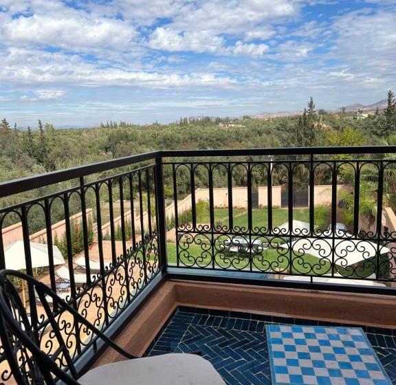 اتاق استاندارد با چشم‌انداز استخر, Riad Timskrine